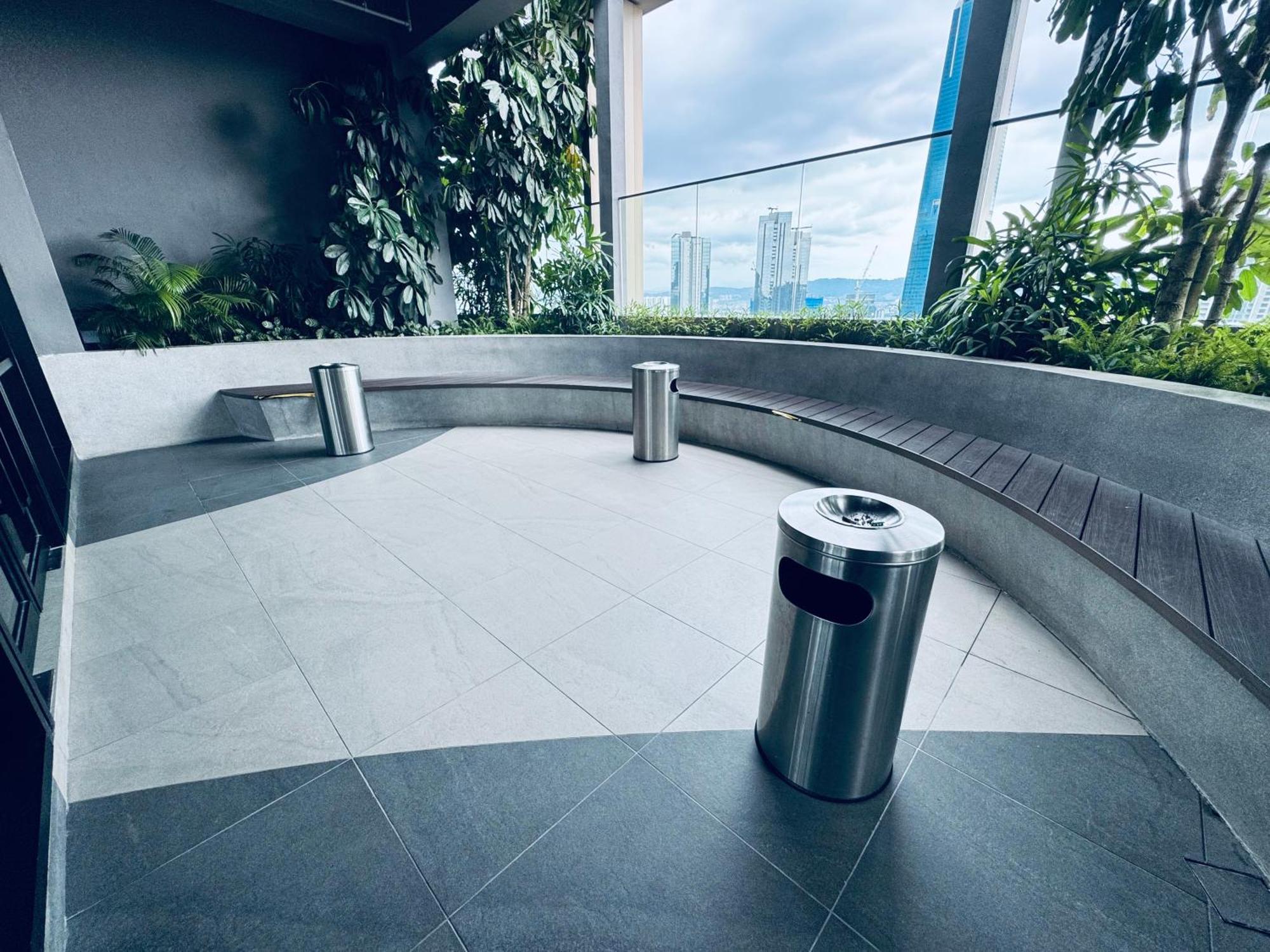 Luxury Suites At Axon Residence Kuala Lumpur Exterior photo